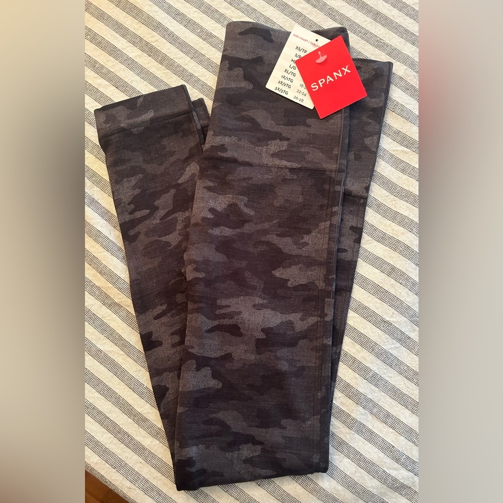 Spanx Cropped Leggings
